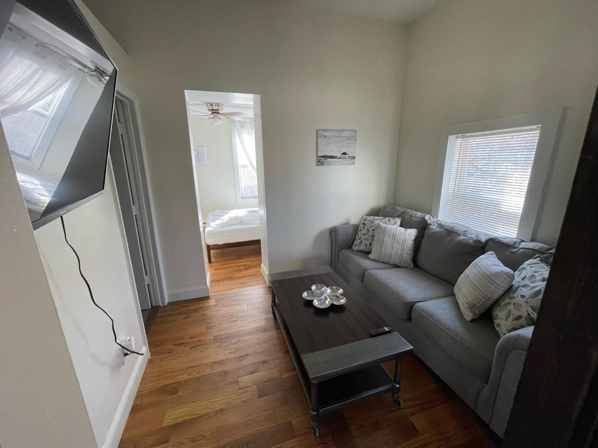 Quiet, Gated Oasis Near Downtown Lexington Apartment Exterior photo