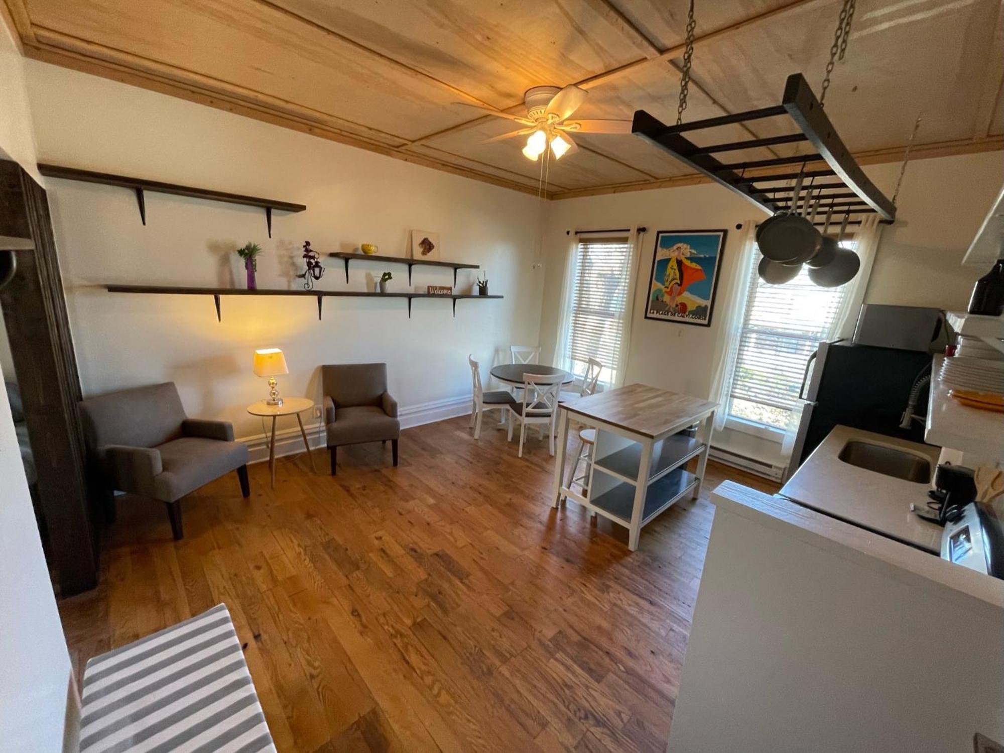 Quiet, Gated Oasis Near Downtown Lexington Apartment Exterior photo